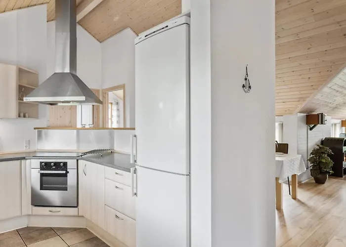 בית נופש Gorgeous In With Kitchen Hemmet